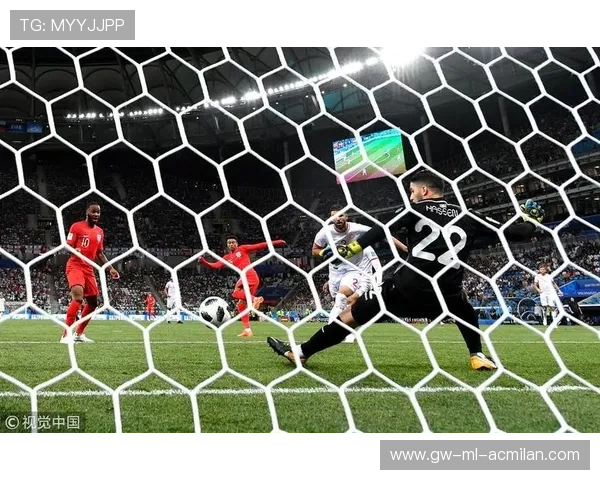 凯恩补射动作非常果断