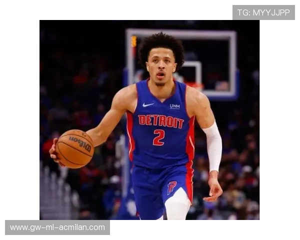 康宁汉姆中距离稳定输出,底特律靠他重建悬念